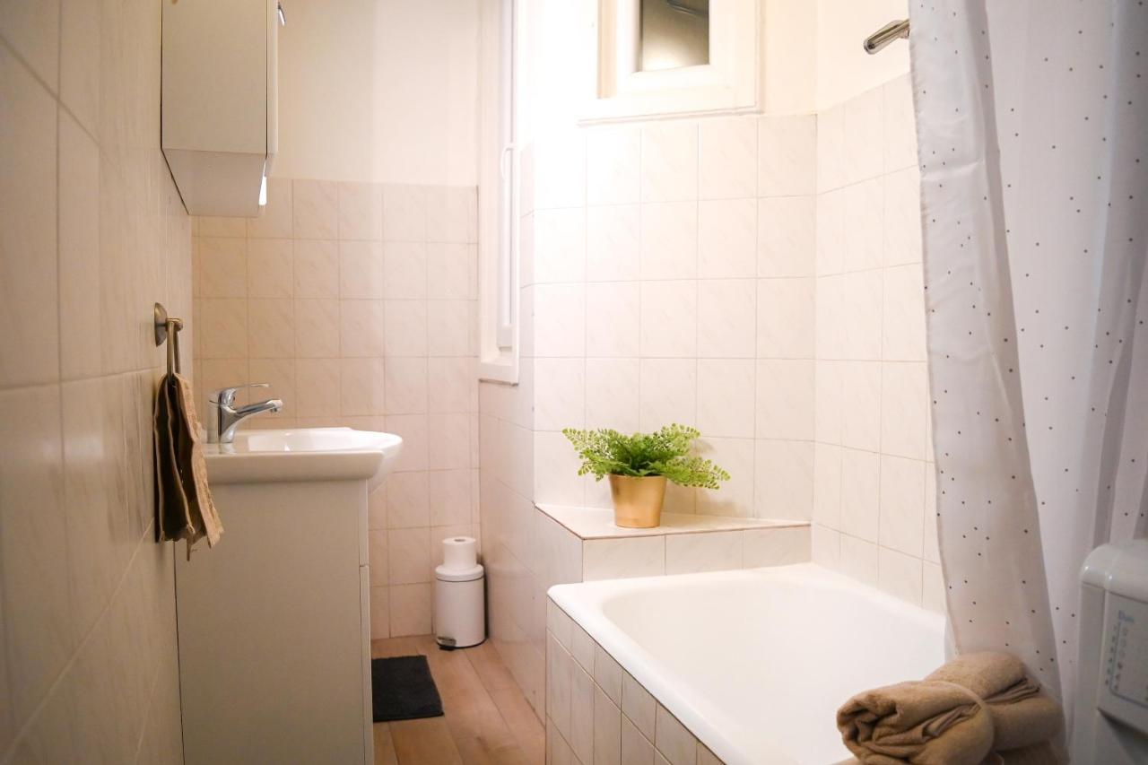 Your Home In Budapest: Cozy, Central & Silent ภายนอก รูปภาพ