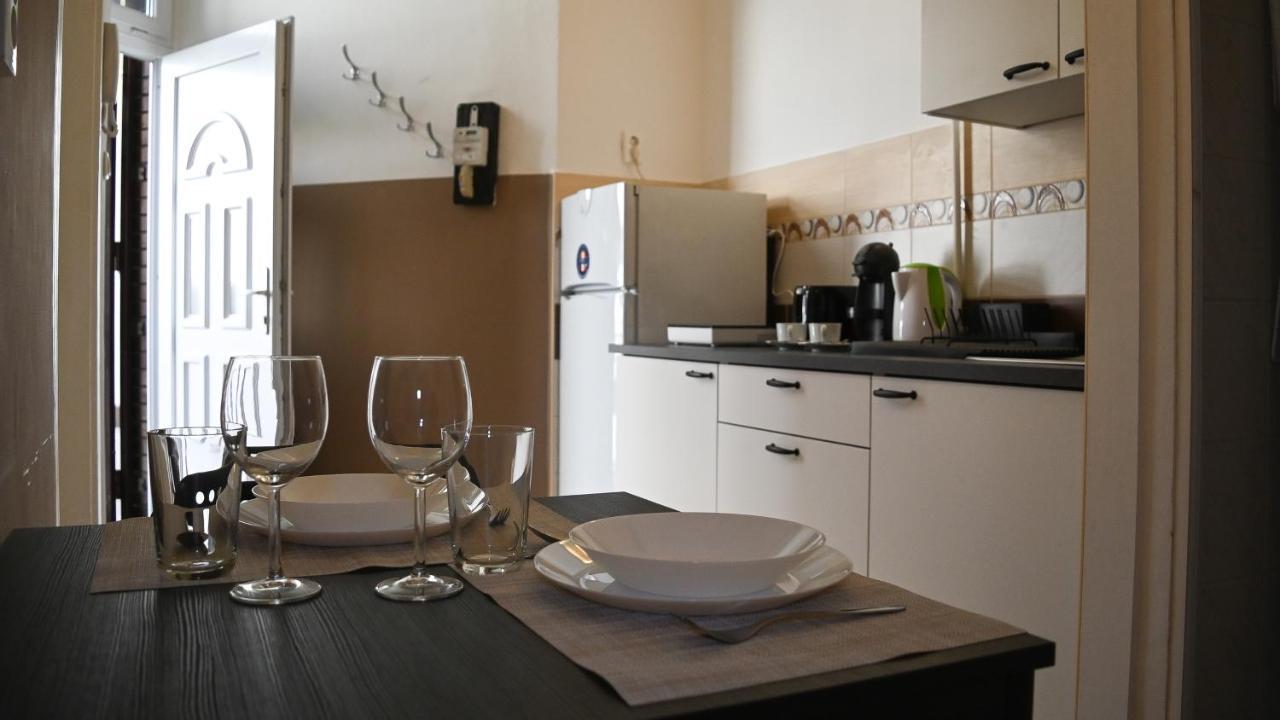 Your Home In Budapest: Cozy, Central & Silent ภายนอก รูปภาพ